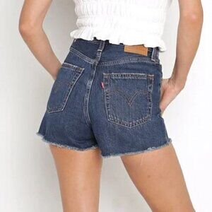 Levi’s Premium Ribcage High Rise Raw Hem Button Up Fly Shorts 28